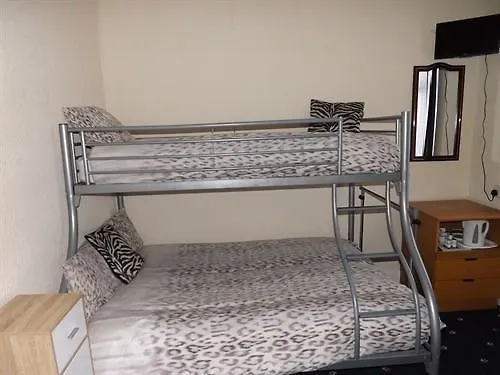 Thistle Dhu Guest House Blackpool 3*,