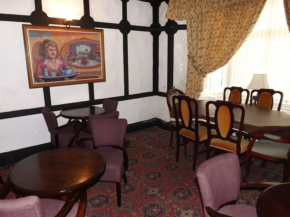 Thistle Dhu Guest House Blackpool 3*,